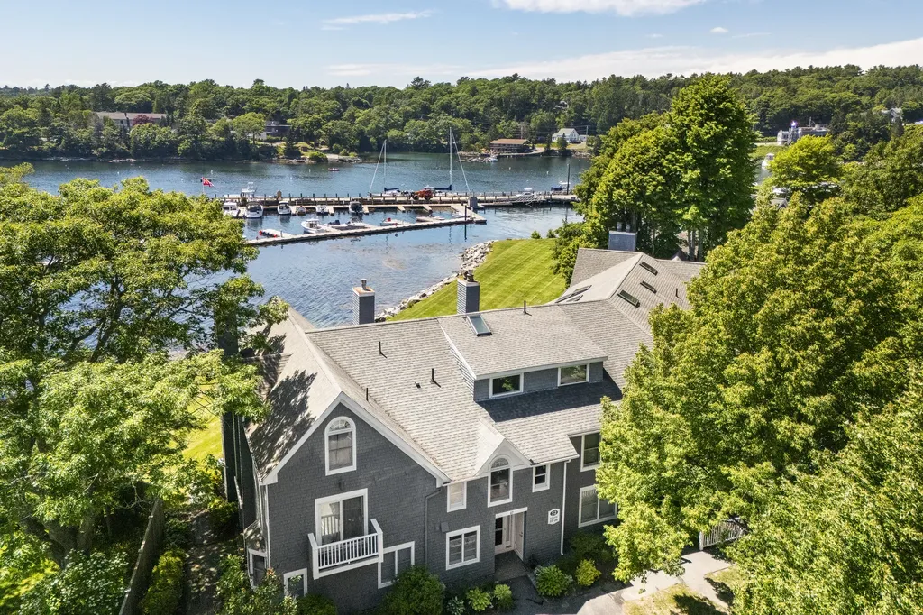 52 Mcfarland Point Drive Boothbay Harbor ME 04538
