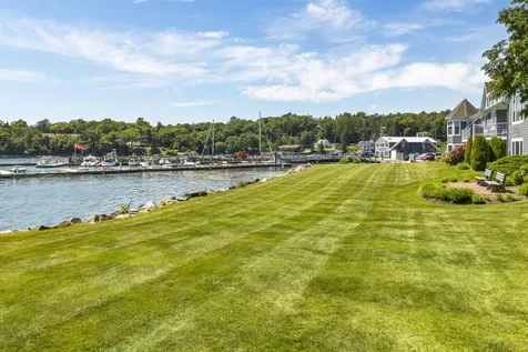 52 Mcfarland Point Drive Boothbay Harbor ME 04538
