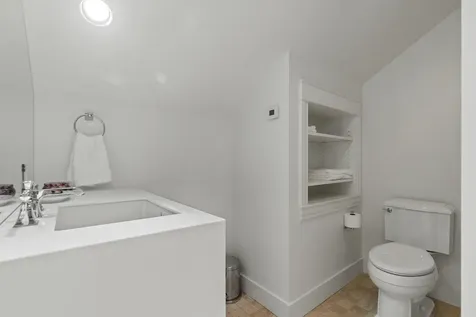 52 Mcfarland Point Drive Boothbay Harbor ME 04538