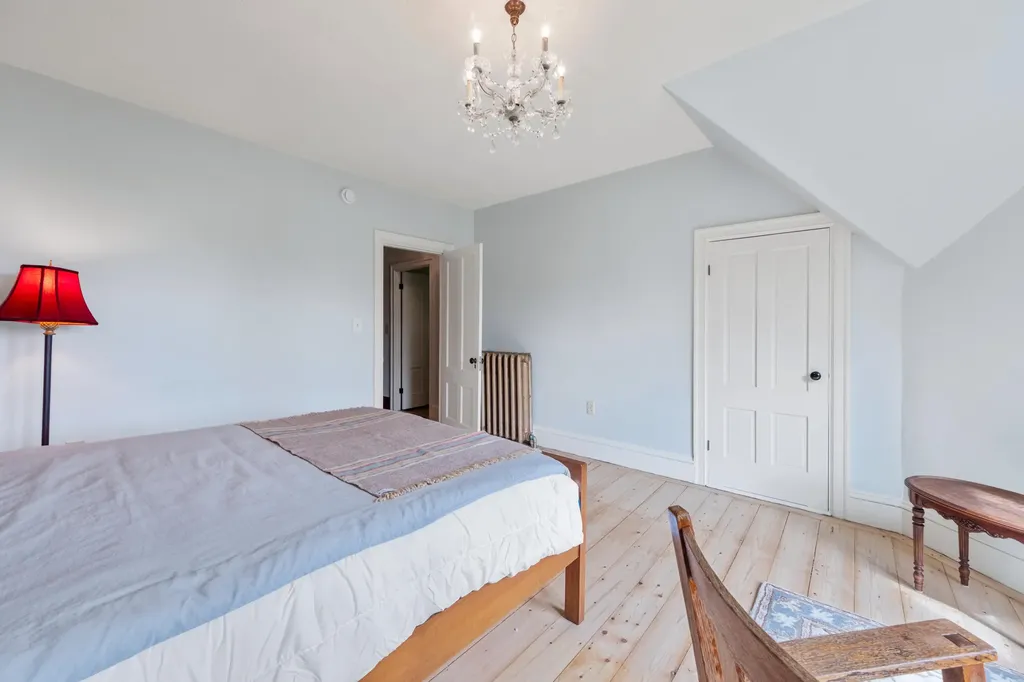 22 Brooks Way Owls Head ME 04854