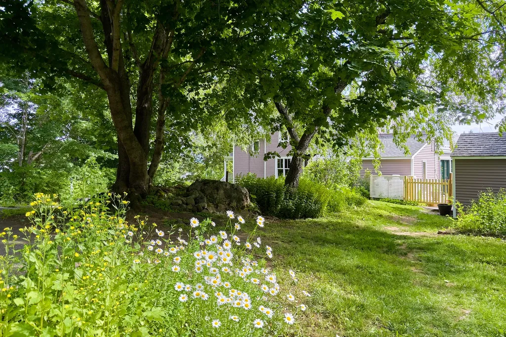22 Brooks Way Owls Head ME 04854