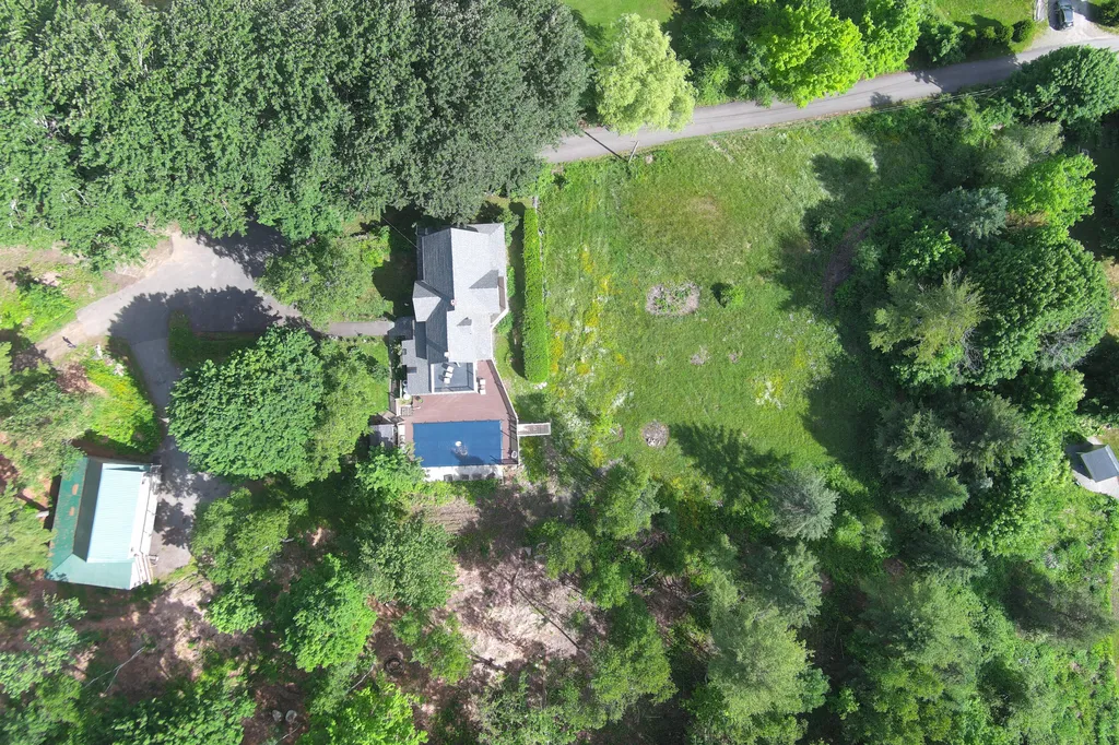 22 Brooks Way Owls Head ME 04854