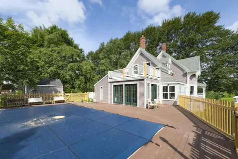 22 Brooks Way Owls Head ME 04854