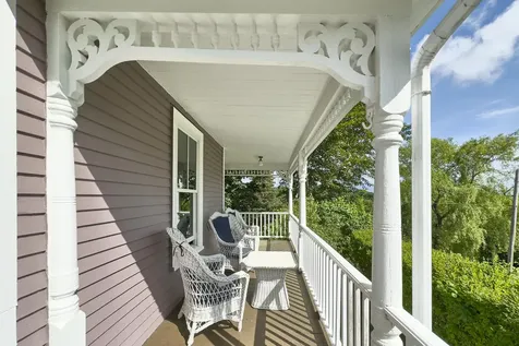 22 Brooks Way Owls Head ME 04854