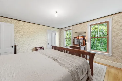 22 Brooks Way Owls Head ME 04854