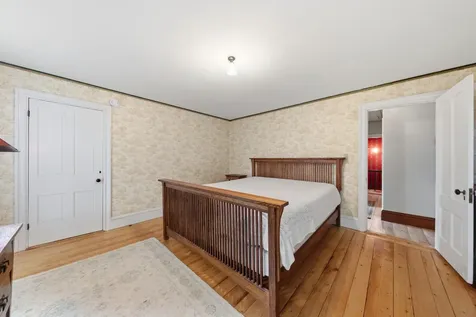 22 Brooks Way Owls Head ME 04854