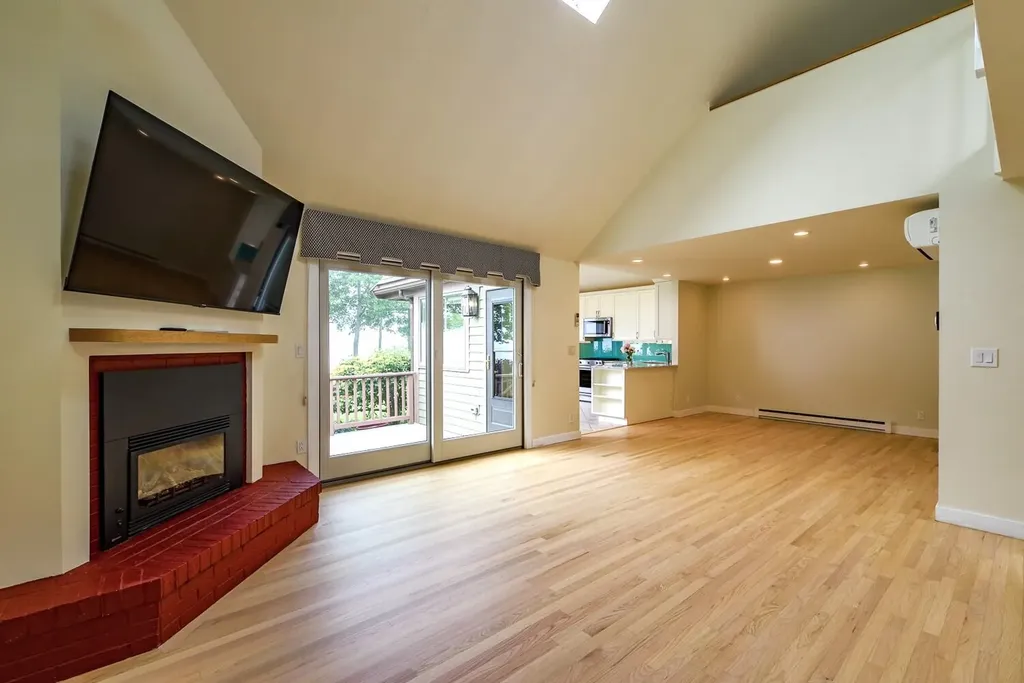 49 Jameson Point Road Rockland ME 04841