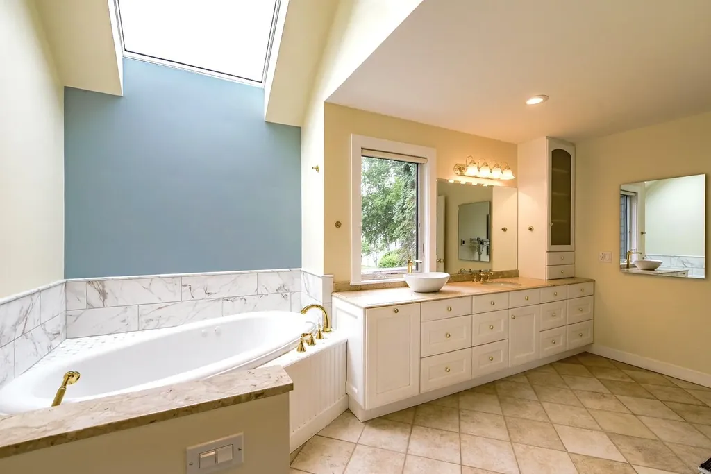 49 Jameson Point Road Rockland ME 04841