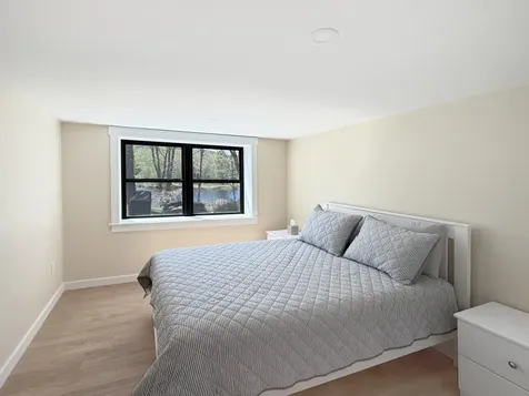 242 Maynard Road Rockwood T1 R1 Nbkp ME 04478