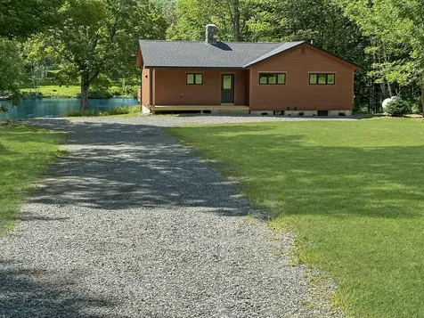 242 Maynard Road Rockwood T1 R1 Nbkp ME 04478