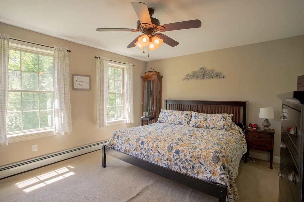 13 Carriage Lane Hermon ME 04401