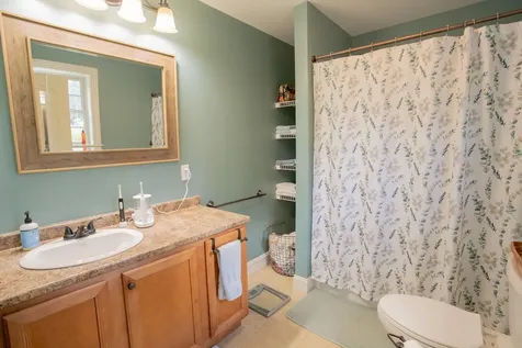 13 Carriage Lane Hermon ME 04401