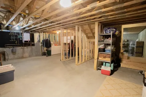 13 Carriage Lane Hermon ME 04401