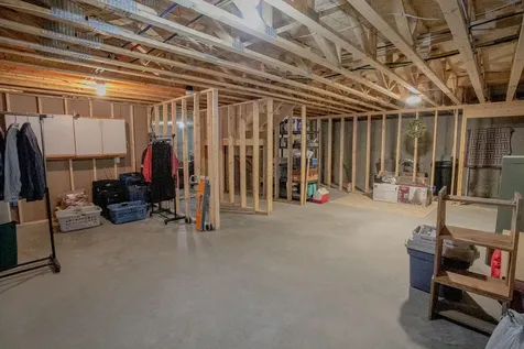 13 Carriage Lane Hermon ME 04401