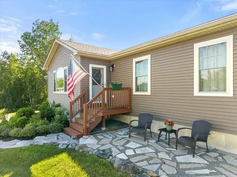 13 Carriage Lane Hermon ME 04401