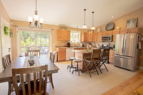 13 Carriage Lane Hermon ME 04401