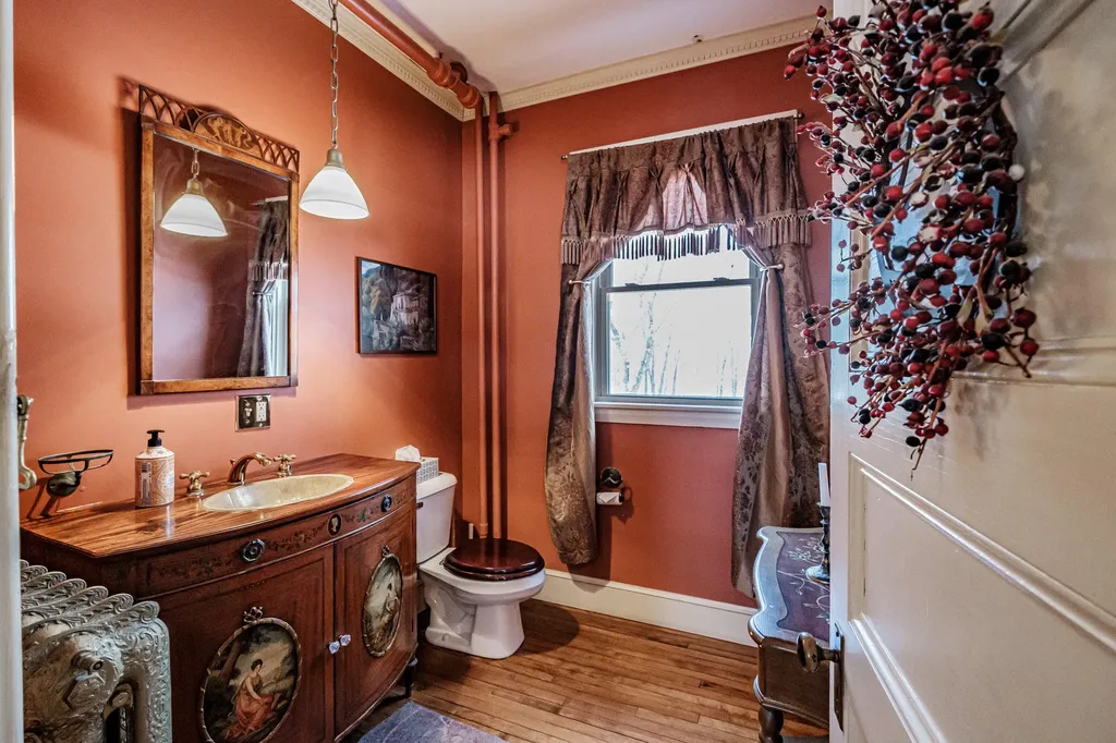 67 Broad Street Bethel ME 04217