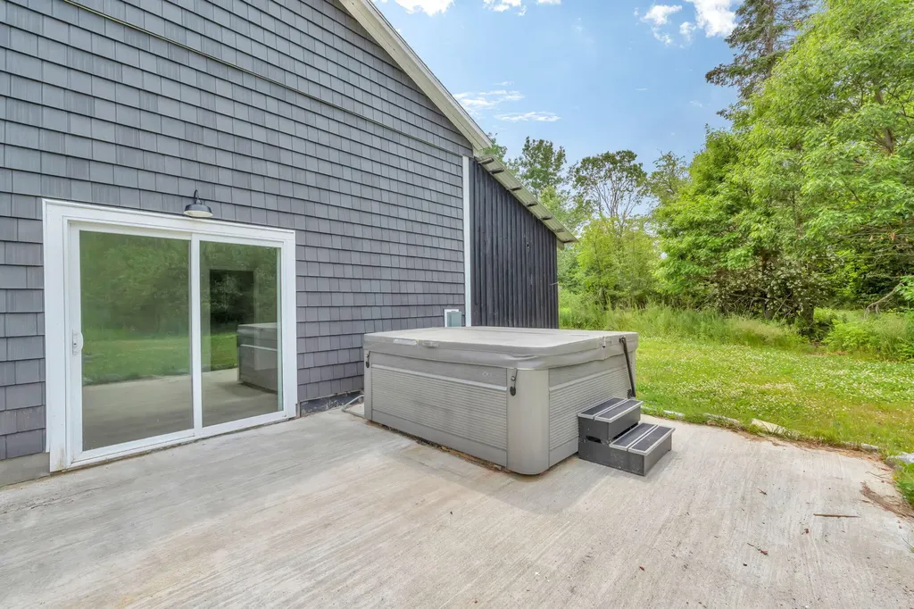 350 Old Route One Waldoboro ME 04572