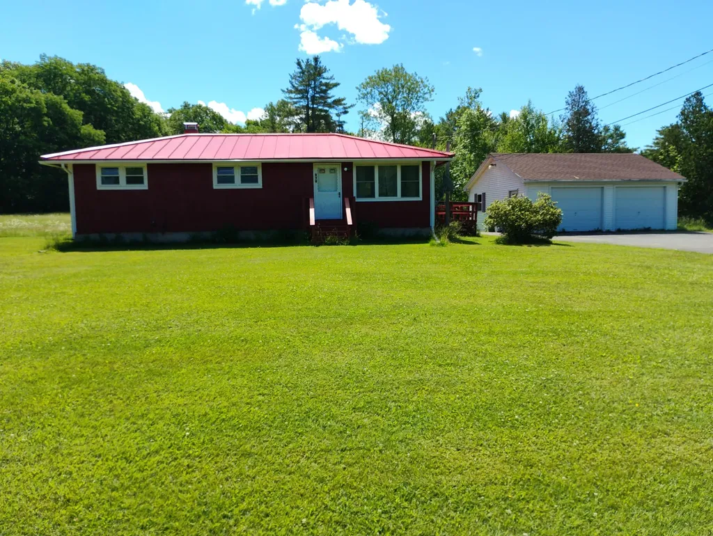 270 Middle Road Dresden ME 04342