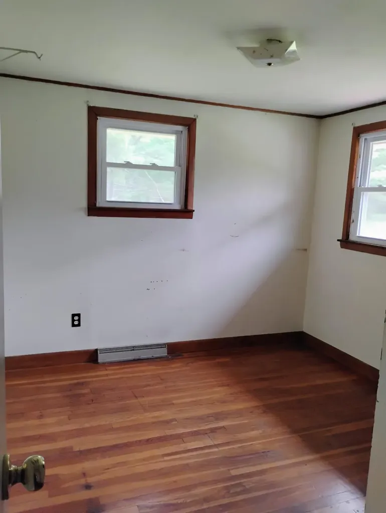 270 Middle Road Dresden ME 04342