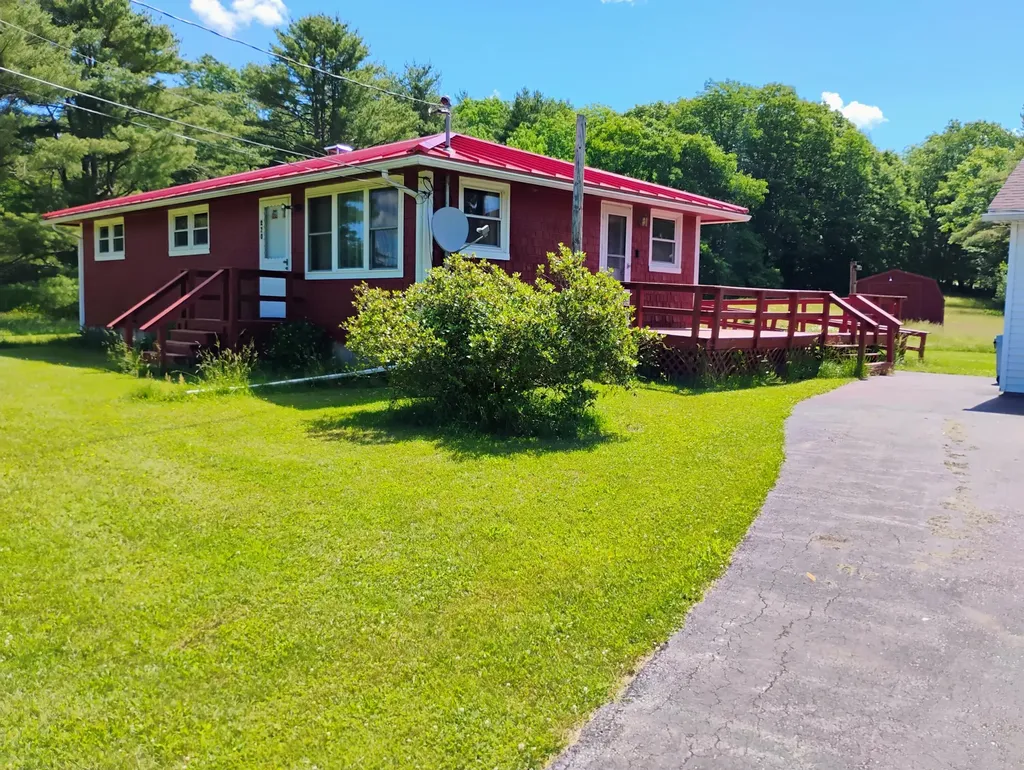 270 Middle Road Dresden ME 04342