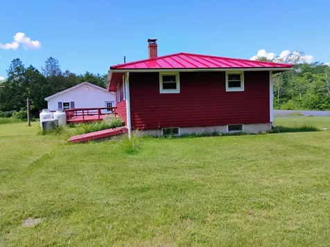 270 Middle Road Dresden ME 04342
