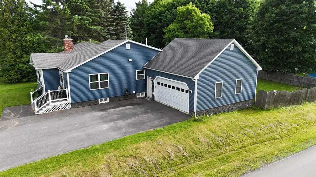 122 Dudley Street Presque Isle ME 04769