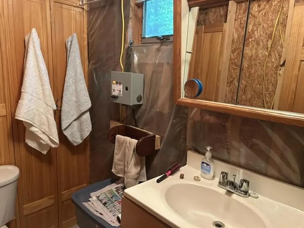 137 Parsons Landing Road Dover-foxcroft ME 04426