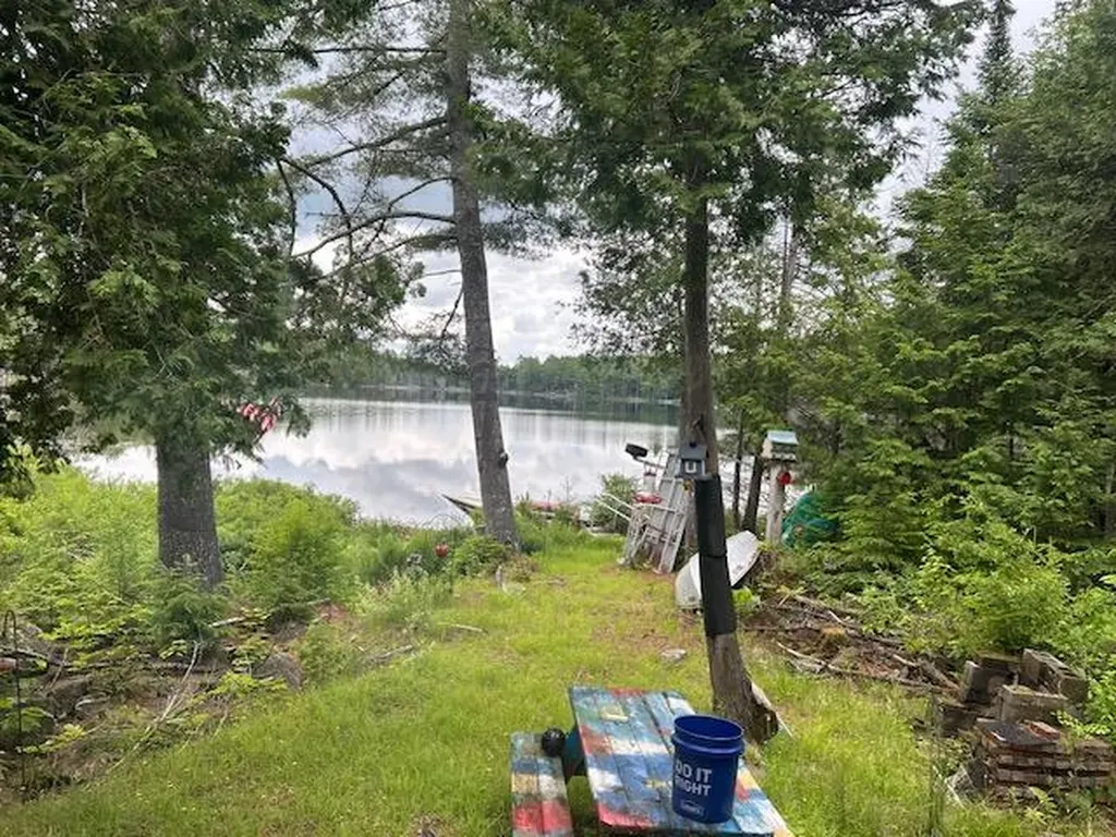 137 Parsons Landing Road Dover-foxcroft ME 04426