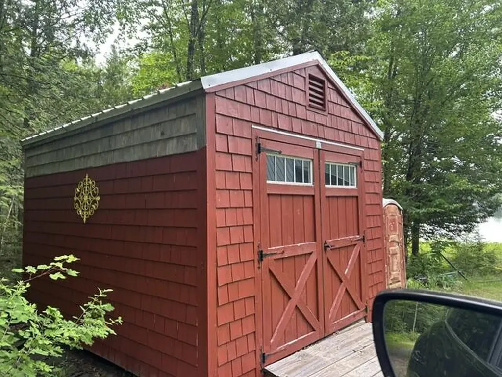 137 Parsons Landing Road Dover-foxcroft ME 04426