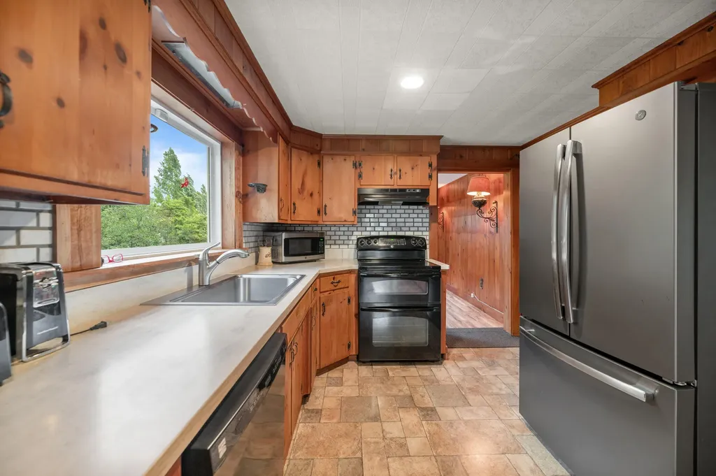 405 Western Avenue Augusta ME 04330