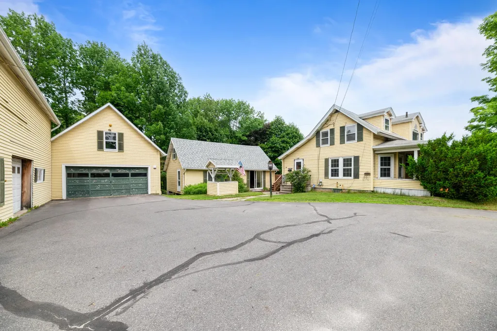 405 Western Avenue Augusta ME 04330