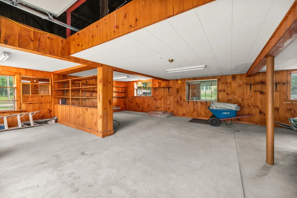 405 Western Avenue Augusta ME 04330