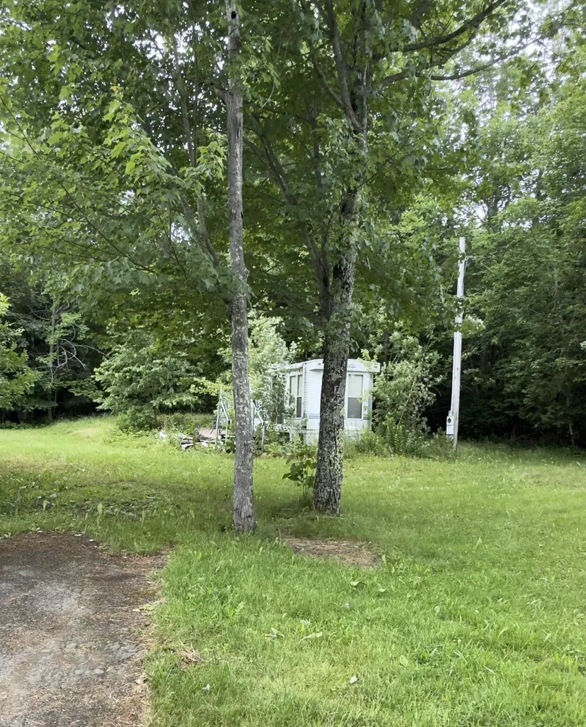 275, 277 Grove Street Newport ME 04953