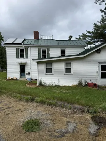 275, 277 Grove Street Newport ME 04953