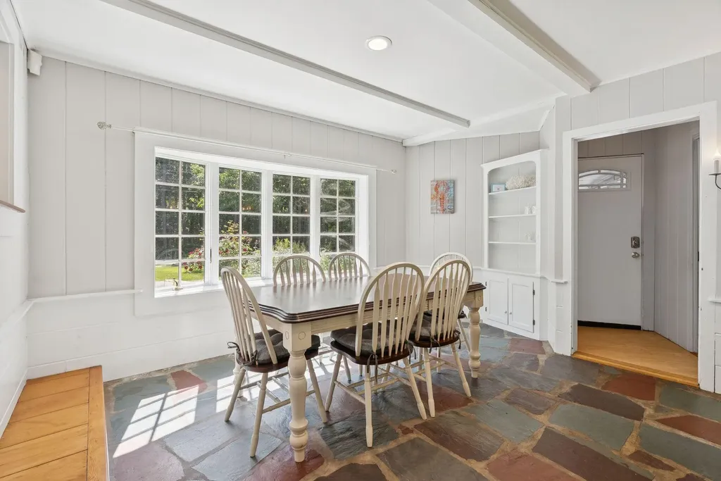 53 Beach Avenue Kennebunk ME 04043