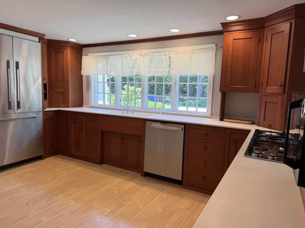 53 Beach Avenue Kennebunk ME 04043