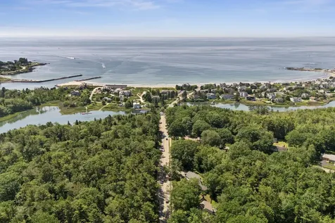 53 Beach Avenue Kennebunk ME 04043