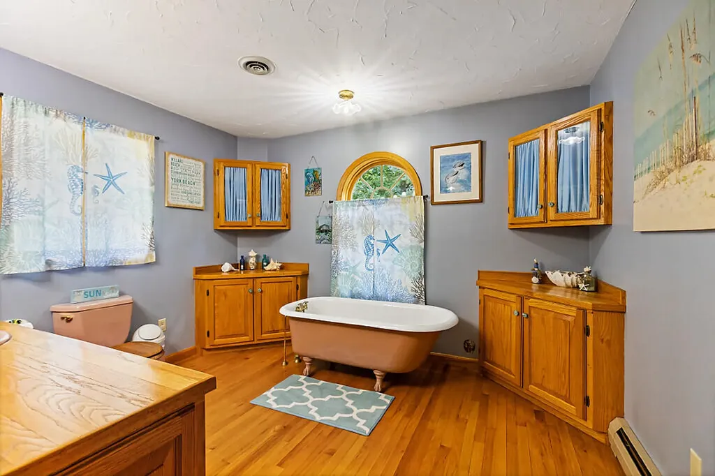 573 Augusta Road Belgrade ME 04917