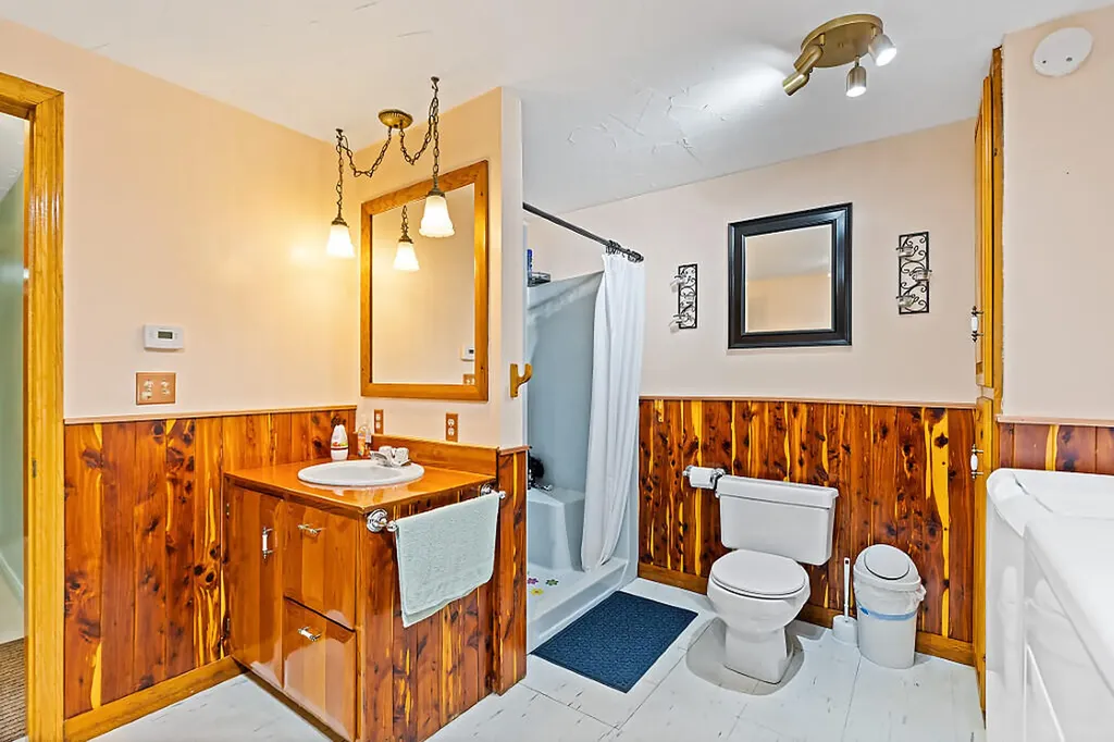 573 Augusta Road Belgrade ME 04917