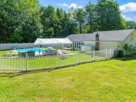 573 Augusta Road Belgrade ME 04917