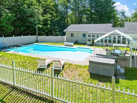 573 Augusta Road Belgrade ME 04917