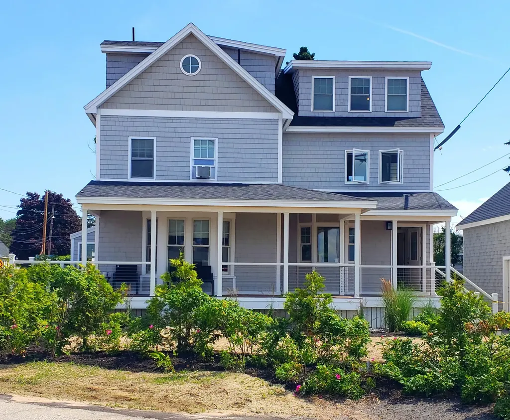 6 Avenue Six Scarborough ME 04074