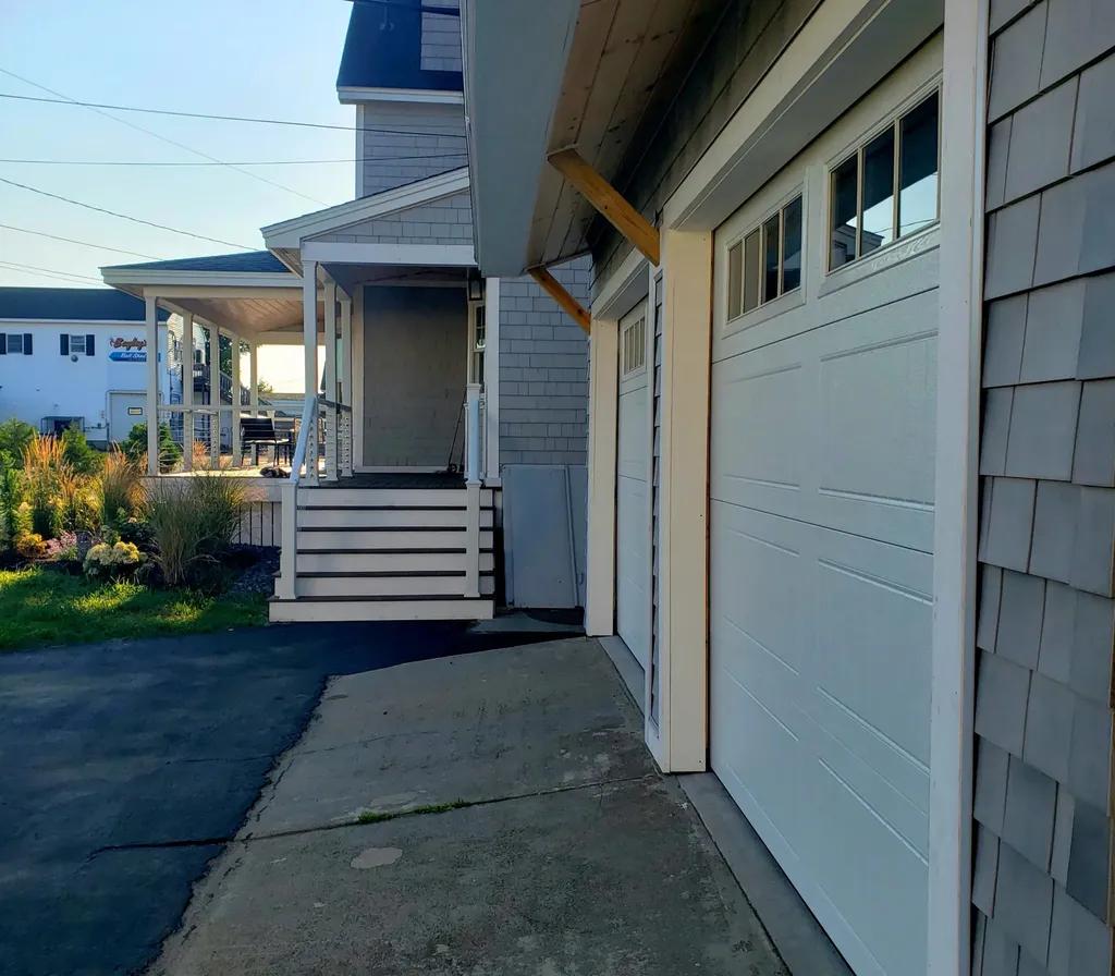 6 Avenue Six Scarborough ME 04074