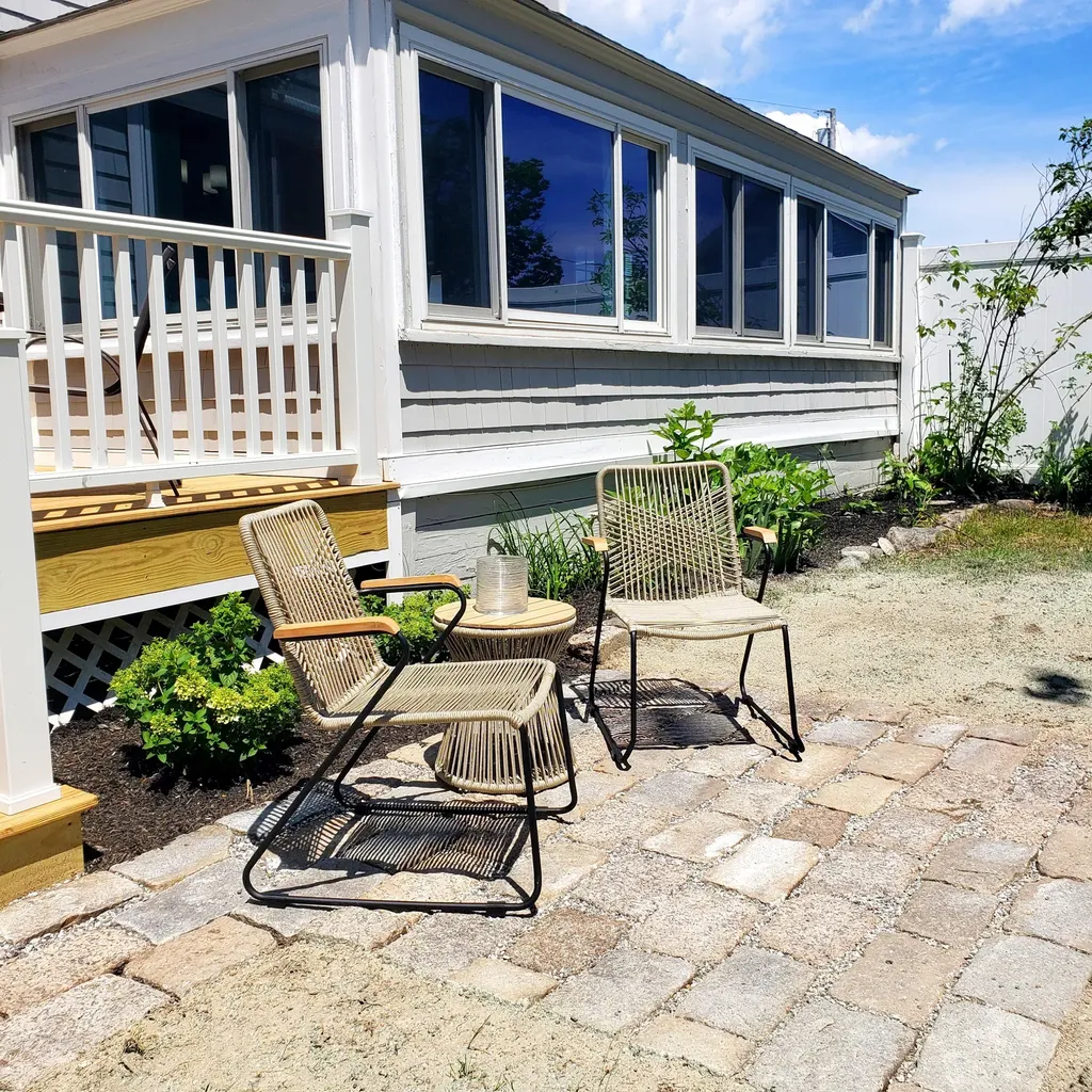 6 Avenue Six Scarborough ME 04074
