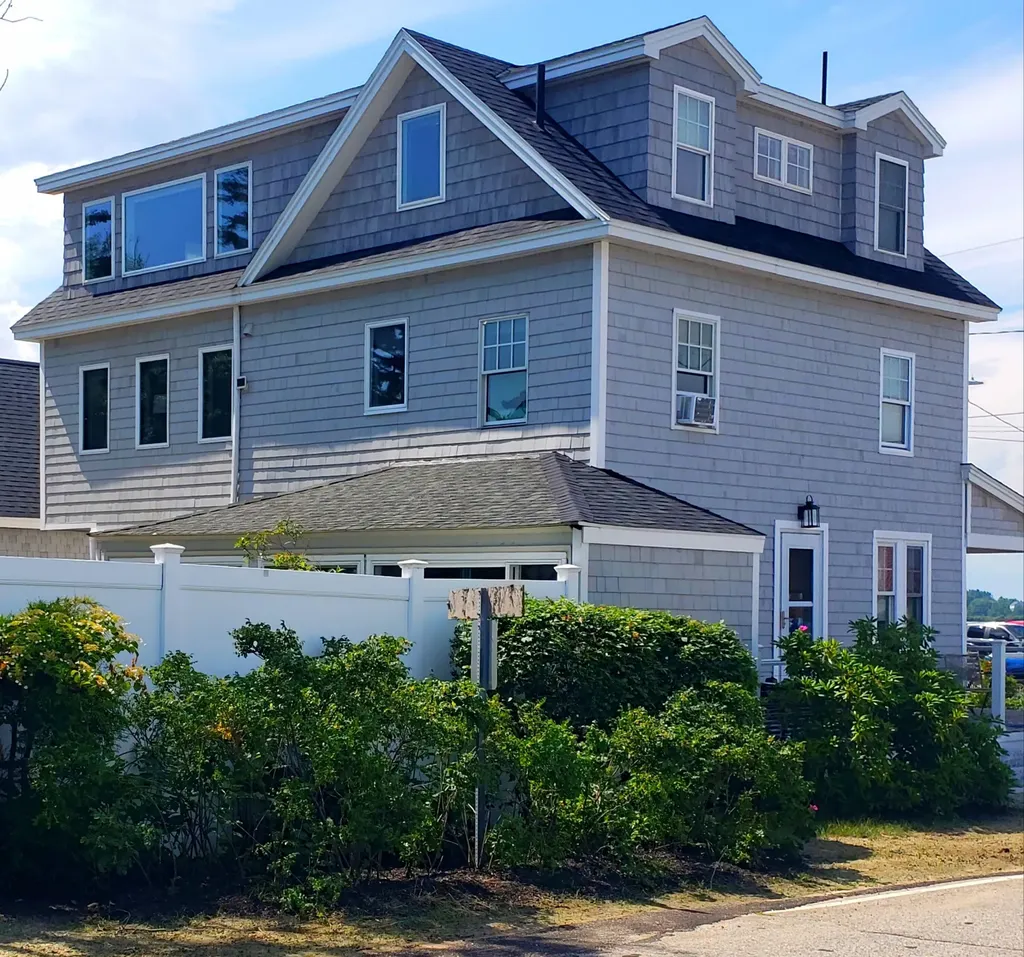 6 Avenue Six Scarborough ME 04074