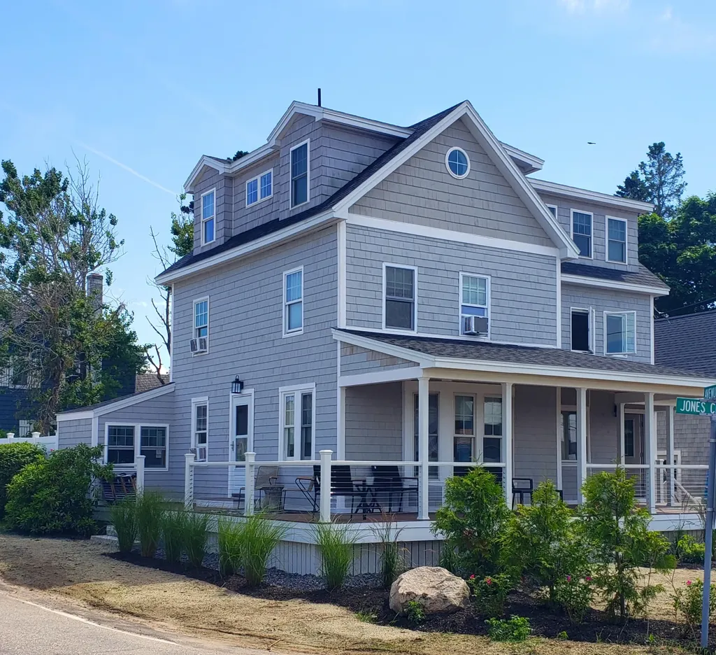 6 Avenue Six Scarborough ME 04074