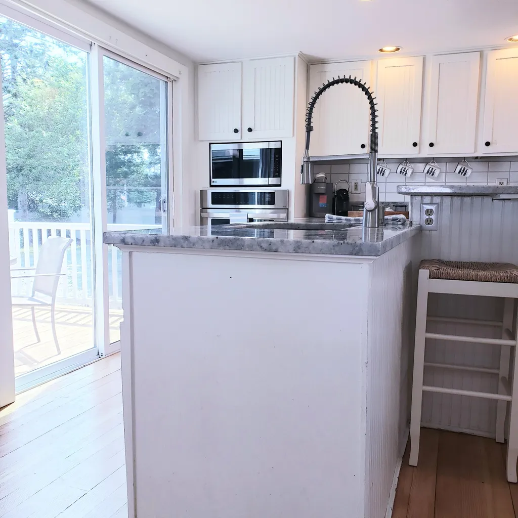 6 Avenue Six Scarborough ME 04074