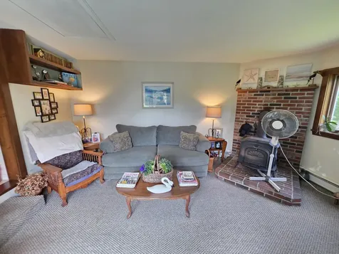 49 Willow Lane Wiscasset ME 04578