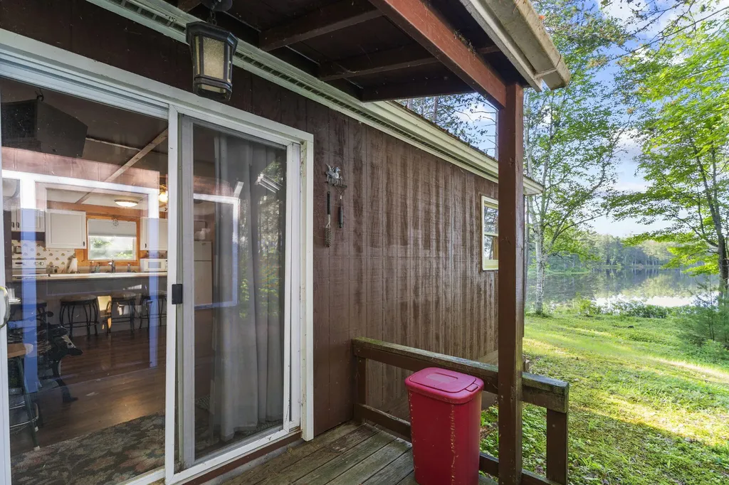 15 East Lane Ebeemee Twp ME 04414